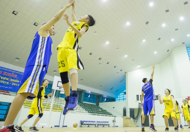 Chiều cao ở nhóm thanh niên 18 tuổi tăng mạnh