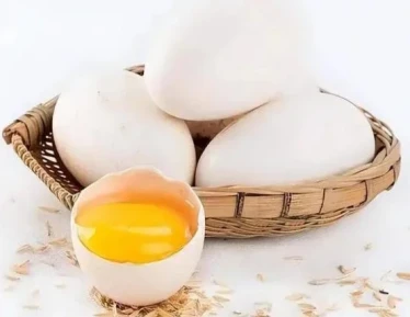 Trứng ngỗng có thật sự tốt cho bà bầu?