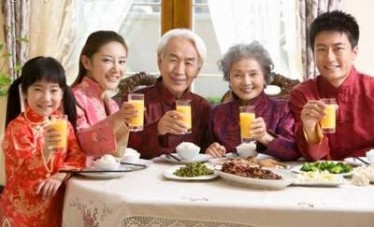 Chăm sóc sức khỏe người cao tuổi trong dịp Tết Nguyên Đán