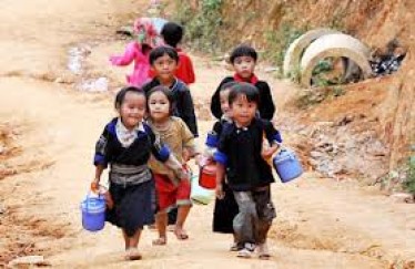 Vietnamese children either underweight or obese, many lack vitamins
