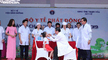 Trên 6 triệu trẻ dưới 5 tuổi được uống vitamin A trong Ngày Vi chất dinh dưỡng năm 2019