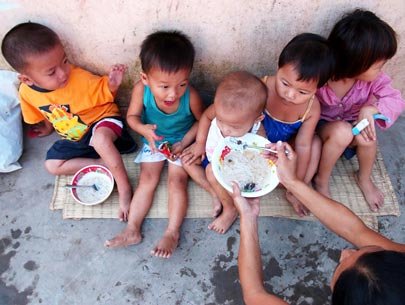 Hai gánh nặng suy dinh dưỡng phổ biến của Việt Nam