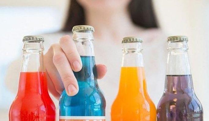 Tại sao trẻ em không nên uống Đồ uống có đường ?  Chia sẻ từ một số nghiên cứu
